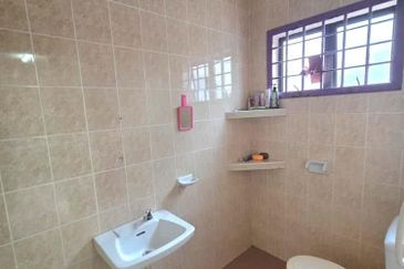 Fully Renovated @ Jalan Sri Putri, Taman Putri Kulai