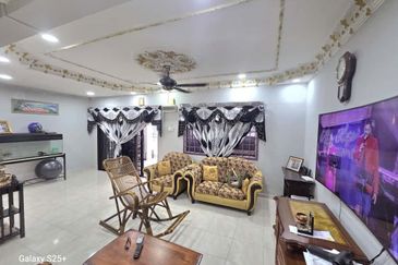 Fully Renovated @ Jalan Sri Putri, Taman Putri Kulai