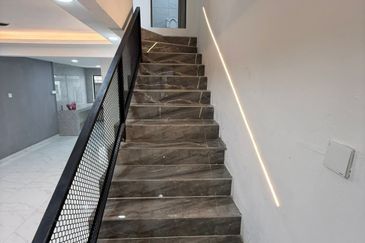 Fully Renovated @ Jalan Teratai 79, Taman Johor Jaya