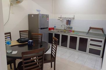 Flat Taman Plentong Utama