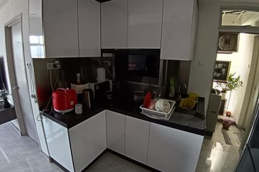 Midas Perling Apartment