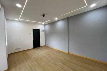 Taman Pulai Utama Flat