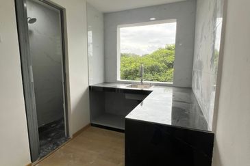 Taman Pulai Utama Flat