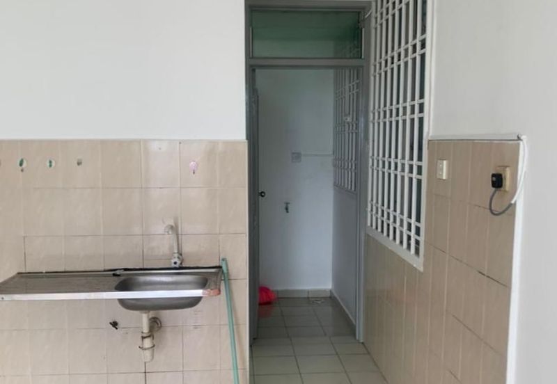 Jalan Serunai, Taman Saleng, Senai