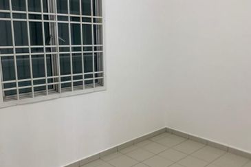 Jalan Serunai, Taman Saleng, Senai