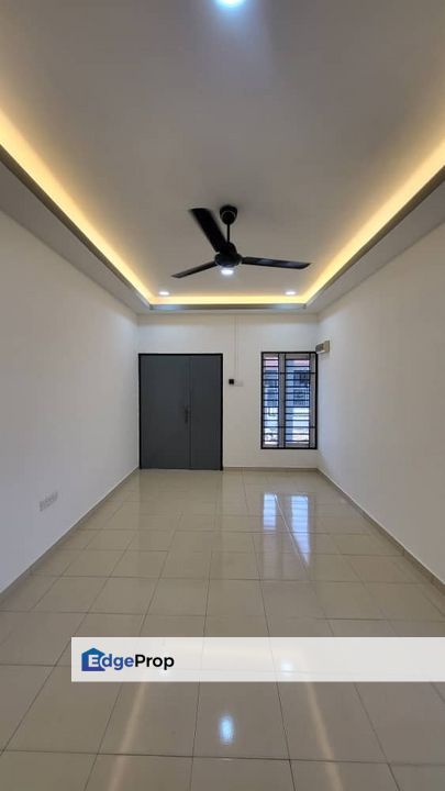 Corner Lot @ Jalan Seri Impian, Bandar Seri Impian, Kluang, Johor, Kluang