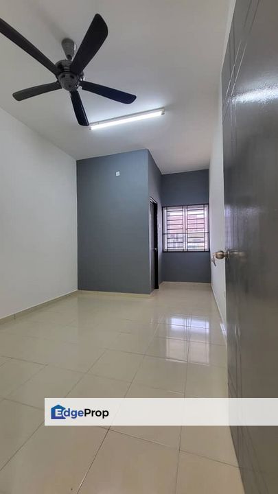 Corner Lot @ Jalan Seri Impian, Bandar Seri Impian, Kluang, Johor, Kluang