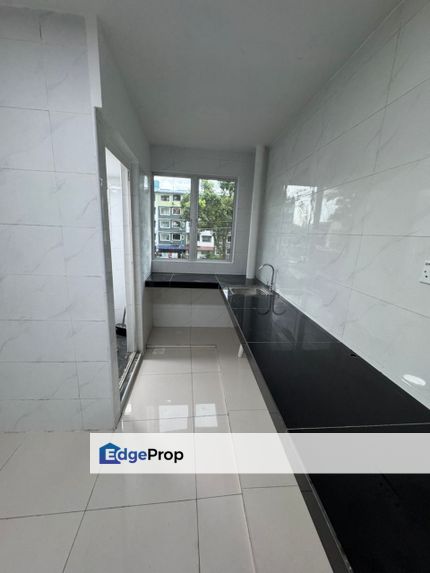 Flat Cempaka 25,  Taman Cempaka Kempas, Tampoi, Johor, Johor Bahru