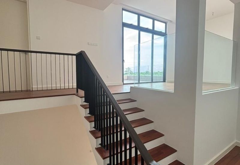 Broadleaf Residences, Hometree