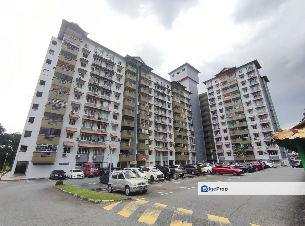 Pangsapuri Bukit Saujana, Bukit Saujana , Johor Bahru, Johor, Johor Bahru