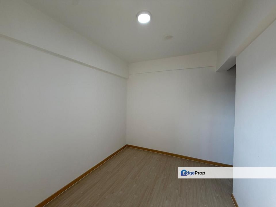 Dwi Mahkota Condominium, Tampoi, Johor, Johor Bahru