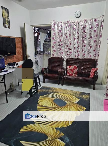 Flat Geharu Taman Rinting Masai , Johor, Pasir Gudang