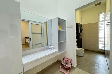 Jalan Alam Masai, Masai