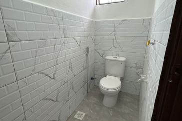 Corner Lot @ Jalan Meranti 1,Taman Kemang, Kota Tinggi, Johor