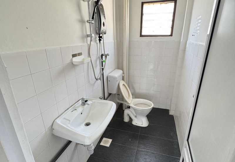 Ria 1 Apartment, Taman Megah Ria