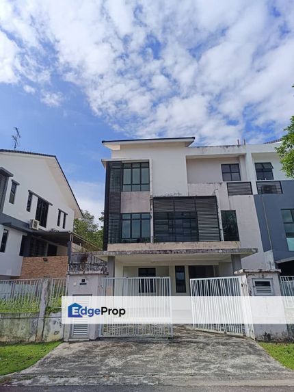 Nusa Idaman 2.5 Storey Semi D, Johor, 