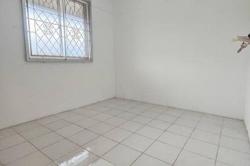 Flat Taman Ungku Tun Aminah