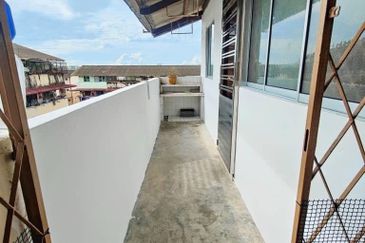 Flat Taman Ungku Tun Aminah