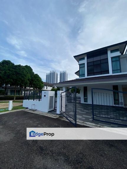 Eco Botanic Cluster Corner House Featherstone, Johor, 
