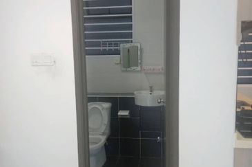 Seri Austin Luxury Apartment