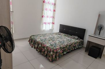 D'Summit Residences @ Kempas Utama