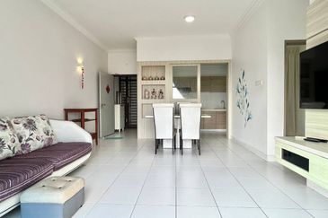 Seri Austin Luxury Apartment