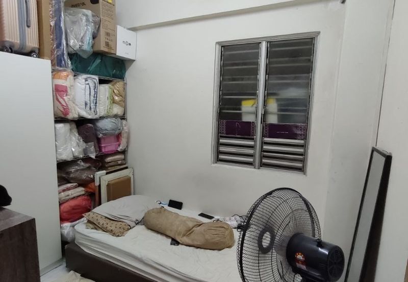 Dwi Mahkota Condominium