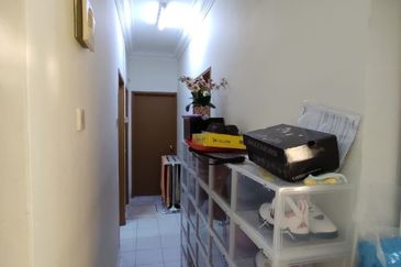 Dwi Mahkota Condominium