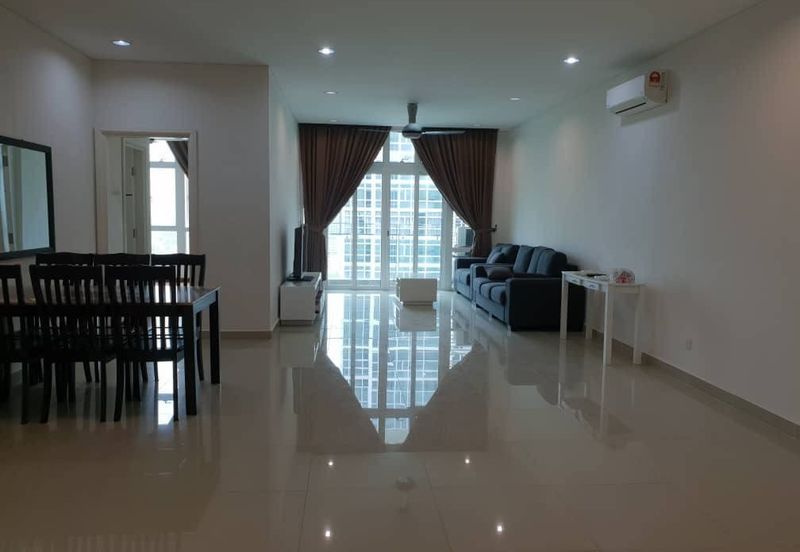 1Medini & Medini Signature