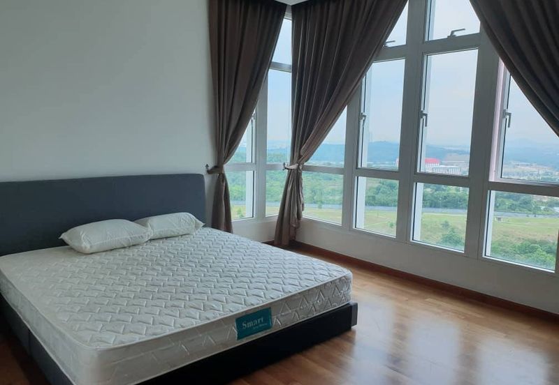 1Medini & Medini Signature