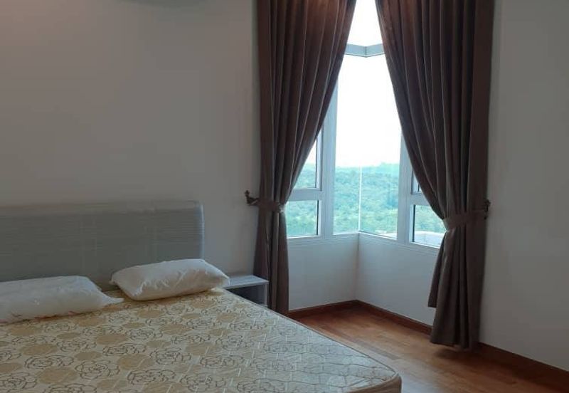 1Medini & Medini Signature