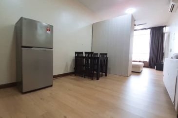 Dedaun Hijau (Greenfield Regency)