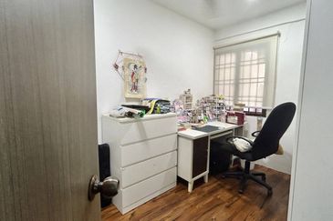 Mutiara Emas @ Taman Mount Austin