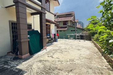 Jalan Aliff Harmoni 4/3