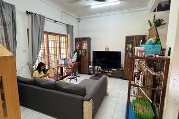 Jalan Aliff Harmoni 4/3