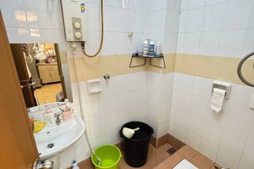 Jalan Aliff Harmoni 4/3