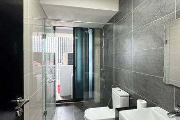 Almas @ Puteri Harbour