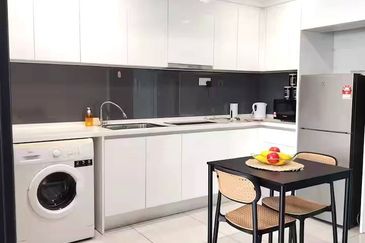 Almas Suites @ Puteri Harbour