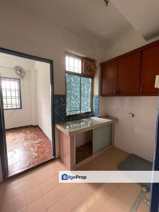 Sri Wangi Apartment @ Tampoi Indah, Johor, Tampoi