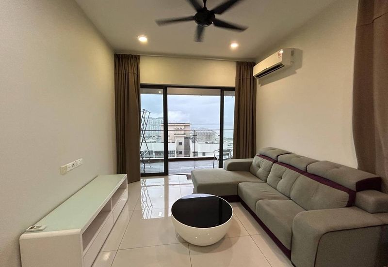 Baypoint @ Country Garden Danga Bay