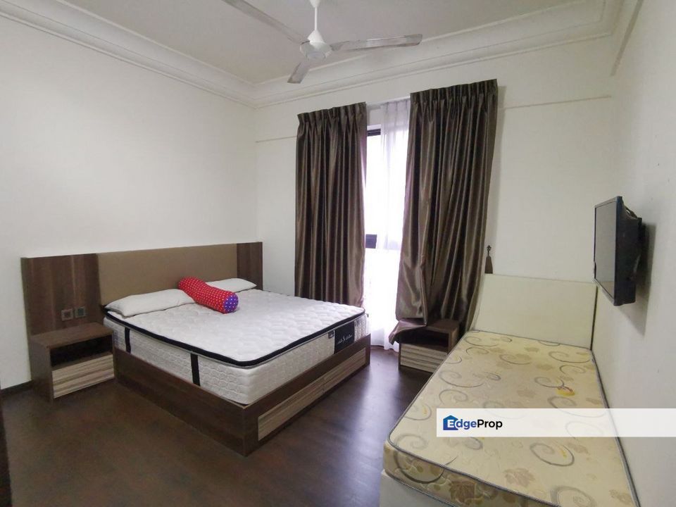 V @ Summer Place, Johor, Johor Bahru