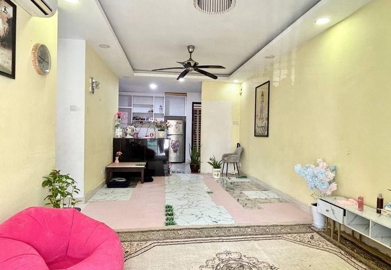 D'Larkin Residence (Delima Larkin)