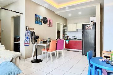 Seri Austin Luxury Apartment