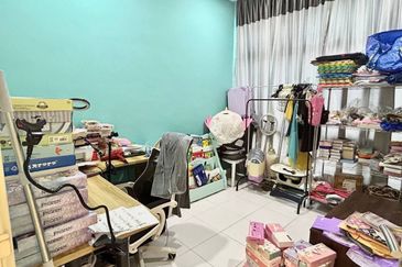 Seri Austin Luxury Apartment