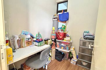 Seri Austin Luxury Apartment