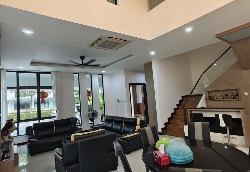 The Straits View Residences