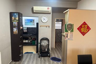 Indah Court Apartment