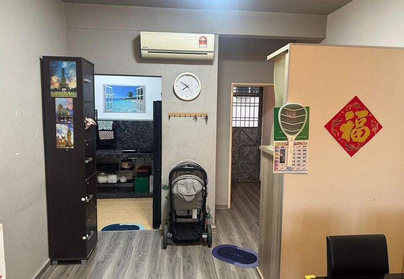 Indah Court Apartment