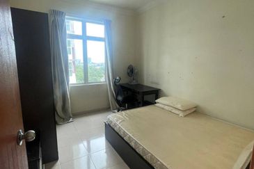 Sri Samudera Seaview Residence Suites