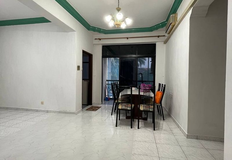 Mewah View Luxurious Apartments